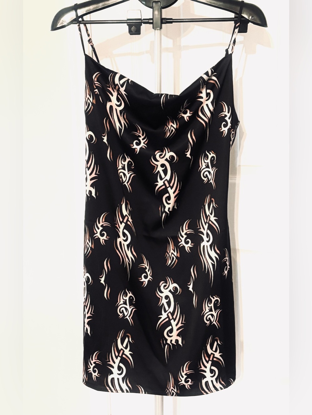 UO Mallory Cowl Slip Dress Mini dress- New Black Satin Flame Tribal Design Sz L - Picture 7 of 9